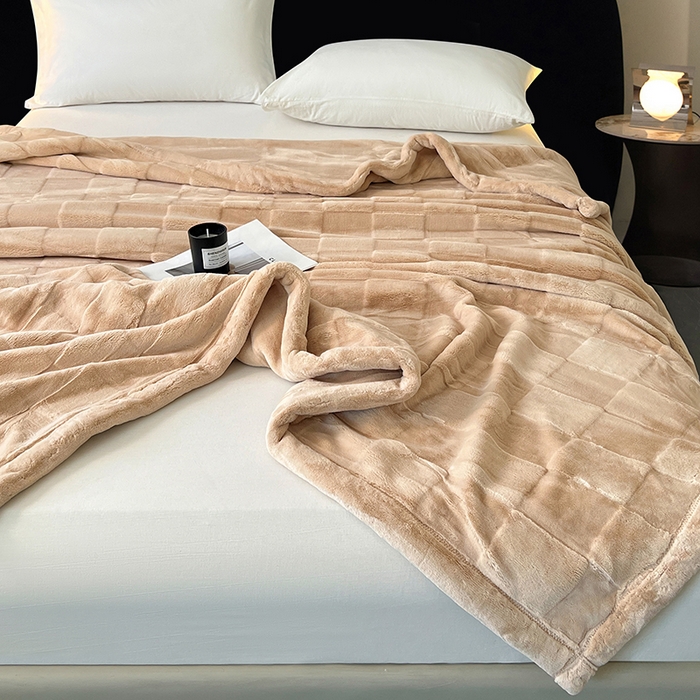 91家纺网 家纺一手货源 找家纺 凯轩毛毯网销专供 2025新款方格精品婚庆云毯毛毯 方格-香槟色