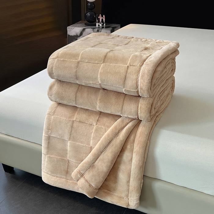 91家纺网 家纺一手货源 找家纺 凯轩毛毯网销专供 2025新款方格精品婚庆云毯毛毯 方格-香槟色