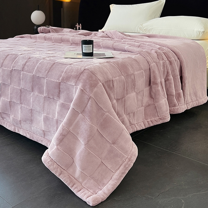 91家纺网 家纺一手货源 找家纺 凯轩毛毯网销专供 2025新款方格精品婚庆云毯毛毯 方格-木槿紫