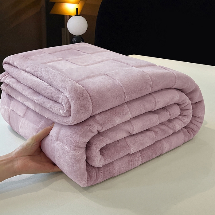 91家纺网 家纺一手货源 找家纺 凯轩毛毯网销专供 2025新款方格精品婚庆云毯毛毯 方格-木槿紫