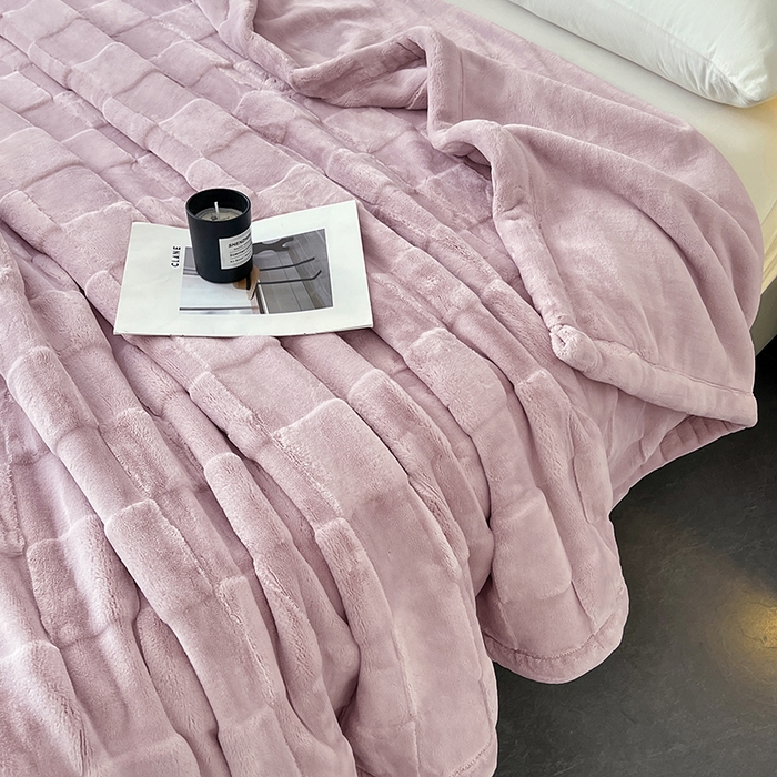 91家纺网 家纺一手货源 找家纺 凯轩毛毯网销专供 2025新款方格精品婚庆云毯毛毯 方格-木槿紫