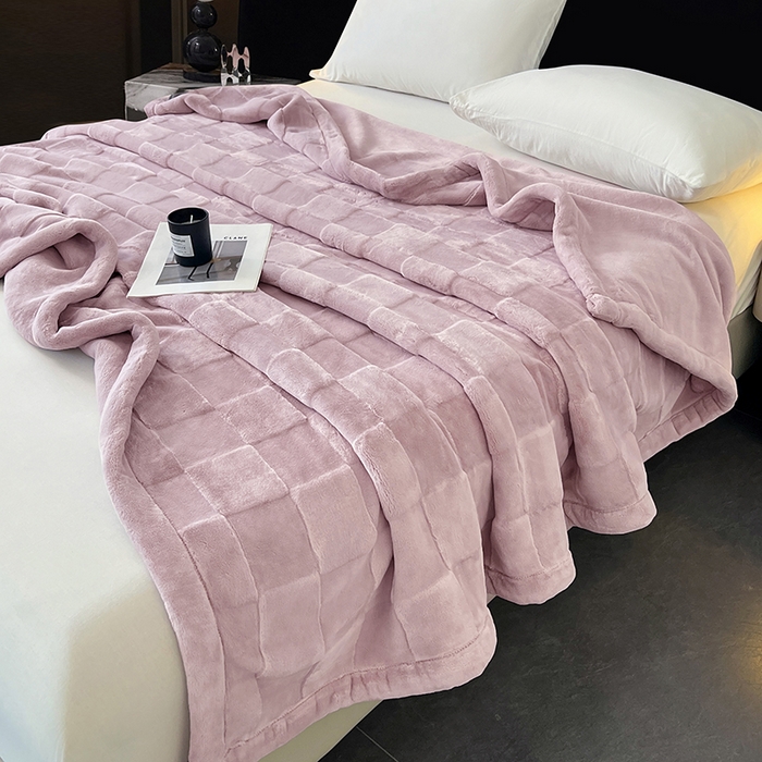 91家纺网 家纺一手货源 找家纺 凯轩毛毯网销专供 2025新款方格精品婚庆云毯毛毯 方格-木槿紫