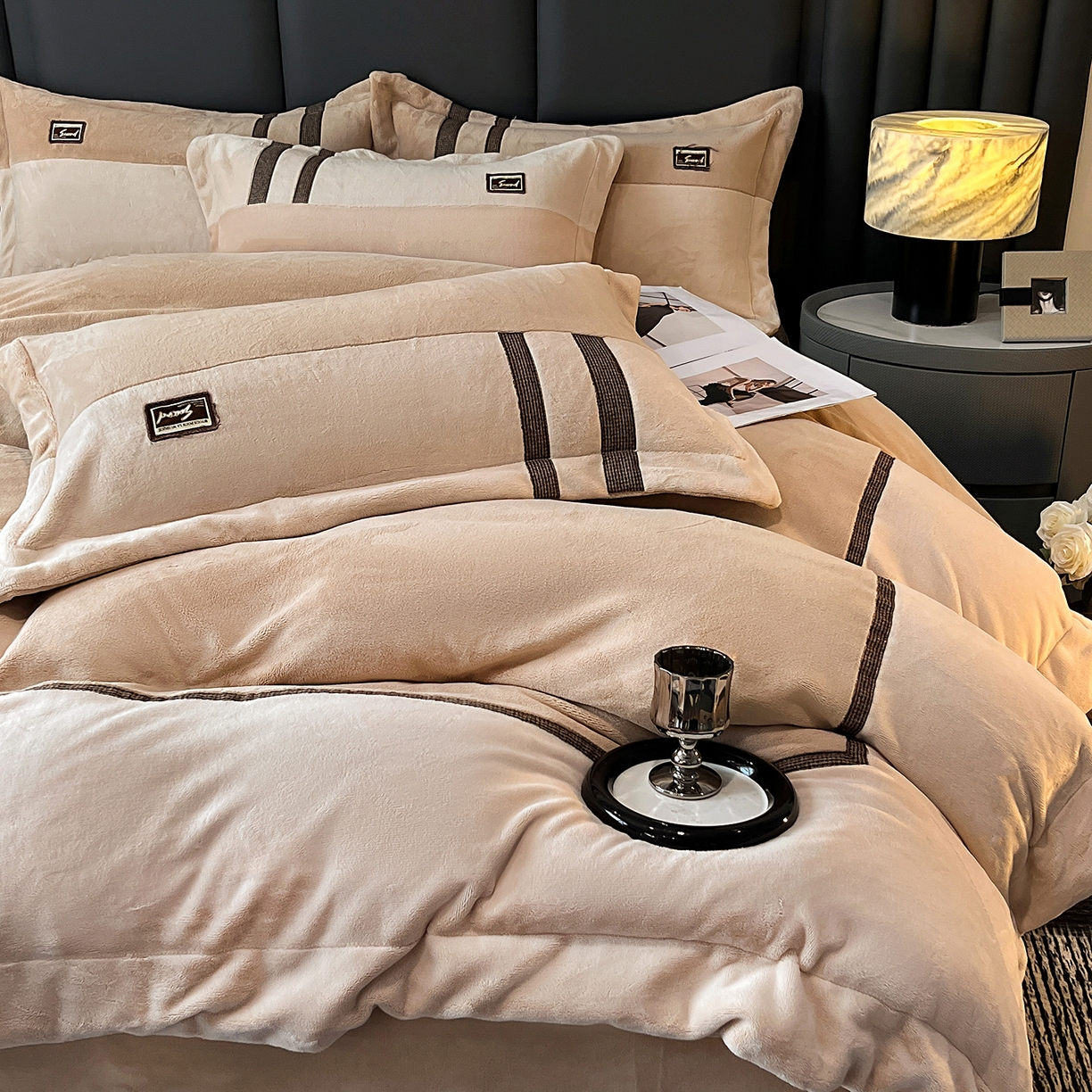 91家纺网 家纺一手货源 找家纺 （总）馨梦缘 2025新款全消光暖阳绒四件套牛奶绒四件套高端四件套（控价不低于268  -288）