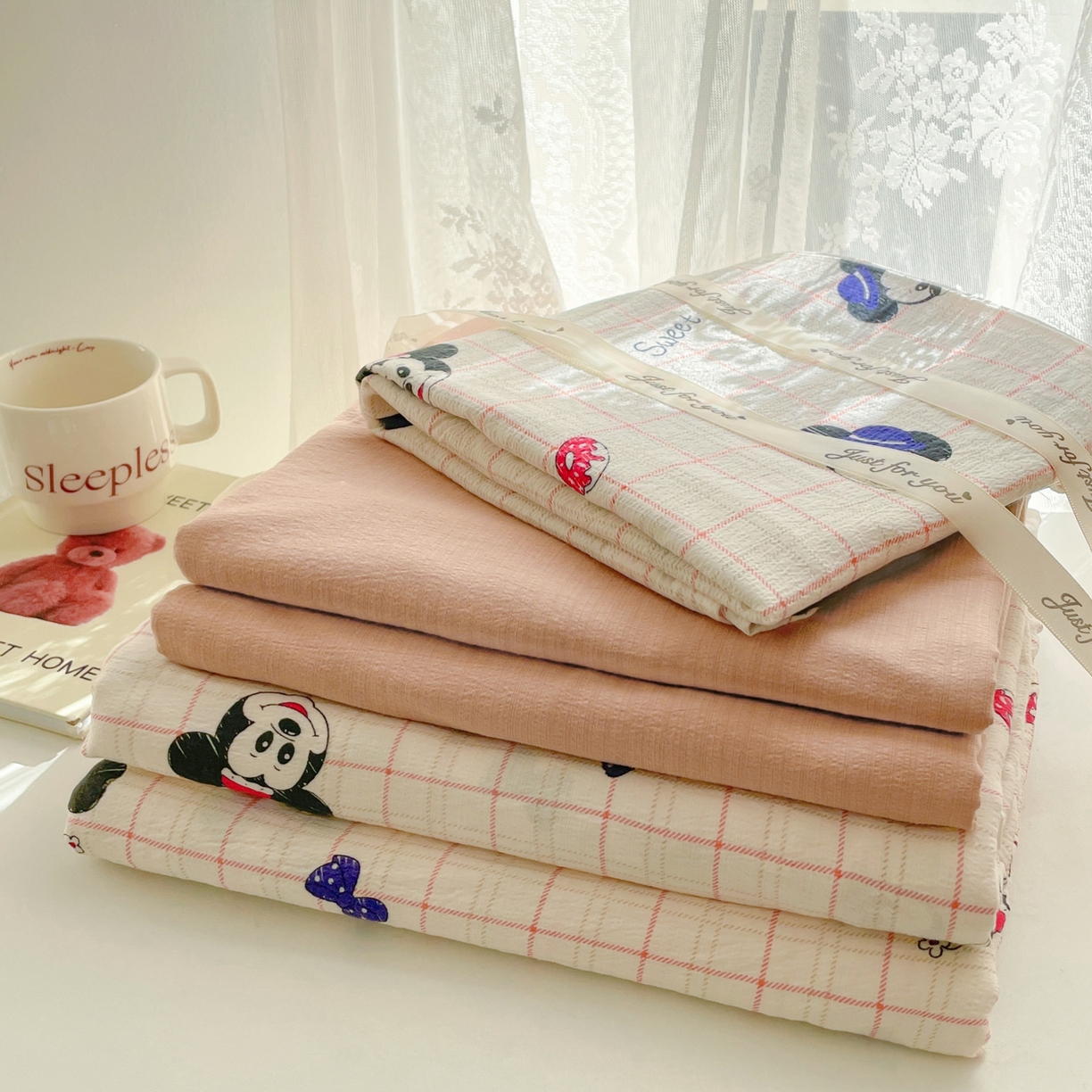 91家纺网 家纺一手货源 找家纺 铺尚美家纺 2025新款云感提花双层纱系列 微甜米奇