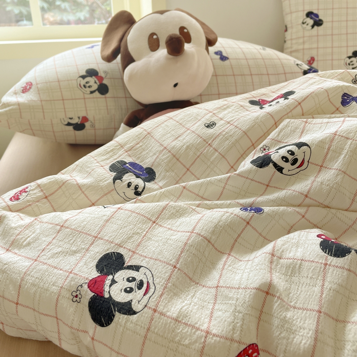 91家纺网 家纺一手货源 找家纺 铺尚美家纺 2025新款云感提花双层纱系列 微甜米奇