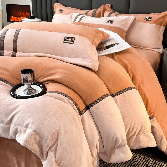 91家纺网 家纺一手货源 找家纺 馨梦缘 2025新款全消光暖阳绒四件套 永恒-简约桔+奶卡