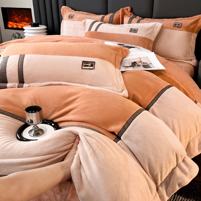 91家纺网 家纺一手货源 找家纺 馨梦缘 2025新款全消光暖阳绒四件套 永恒-简约桔+奶卡