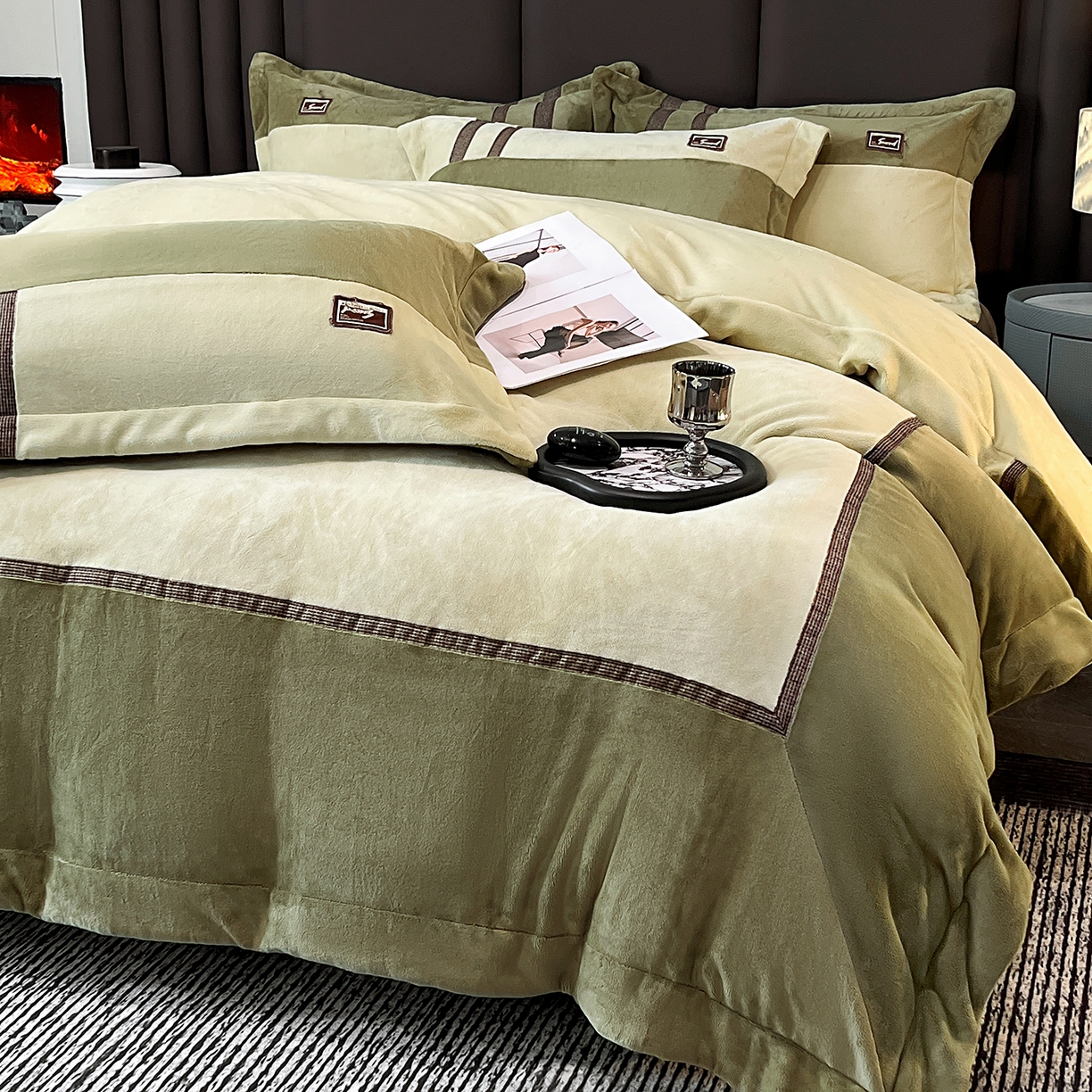 91家纺网 家纺一手货源 找家纺 馨梦缘 2025新款全消光暖阳绒四件套 永恒-浅绿+山青