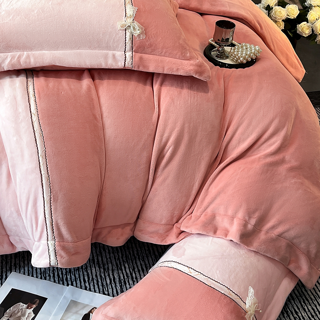 91家纺网 家纺一手货源 找家纺 馨梦缘 2025新款全消光暖阳绒四件套 珍爱款-橙粉+靓粉