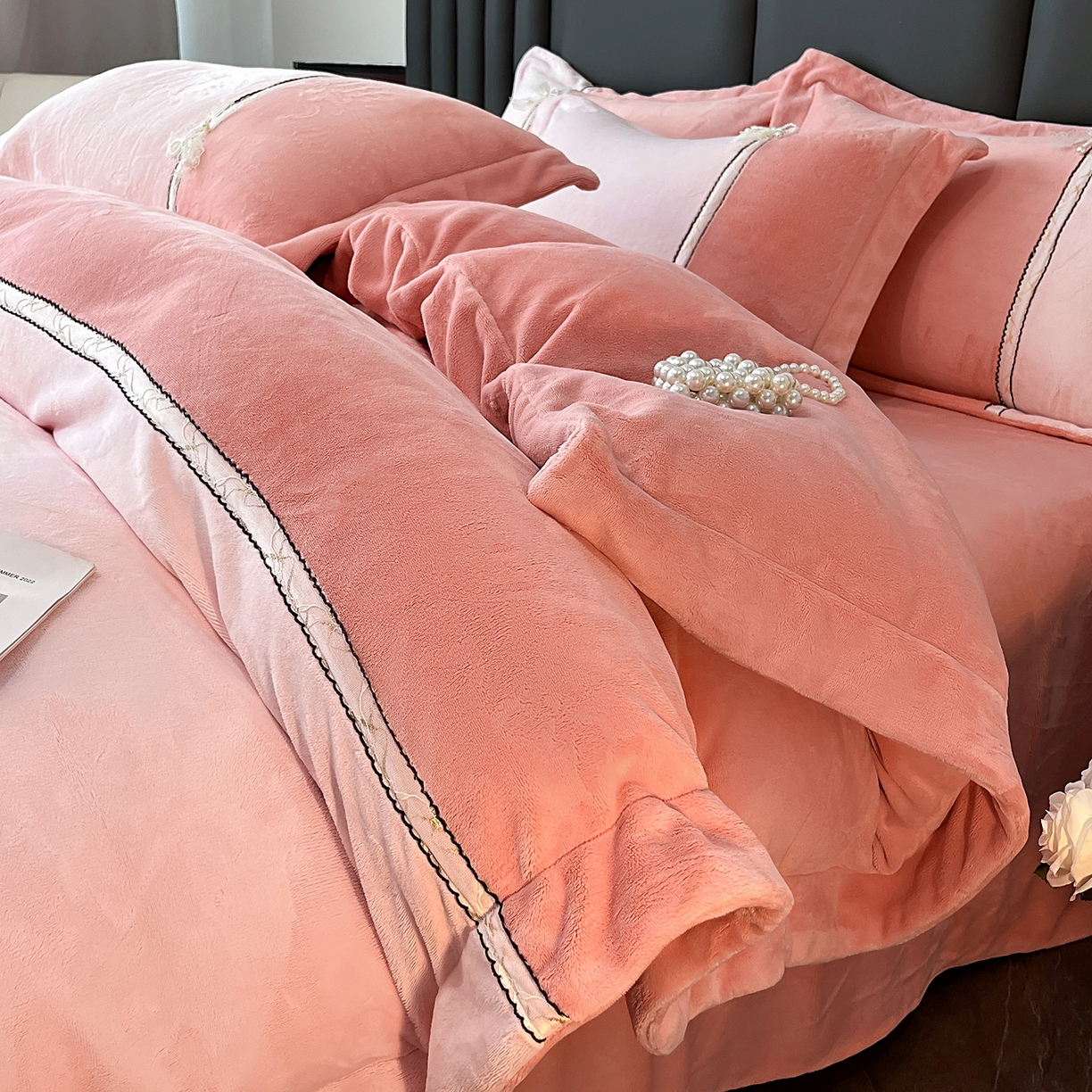 91家纺网 家纺一手货源 找家纺 馨梦缘 2025新款全消光暖阳绒四件套 珍爱款-橙粉+靓粉