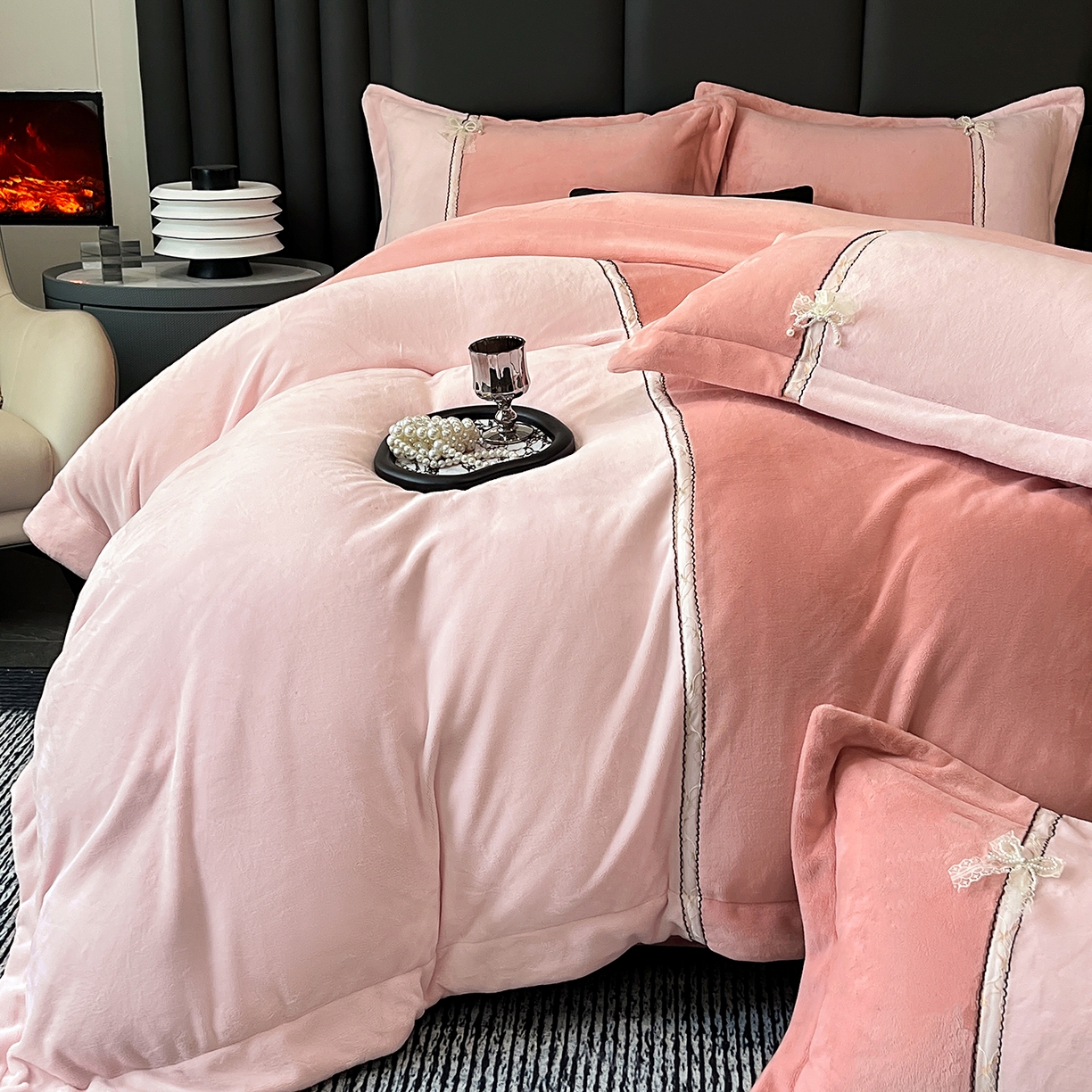 91家纺网 家纺一手货源 找家纺 馨梦缘 2025新款全消光暖阳绒四件套 珍爱款-橙粉+靓粉