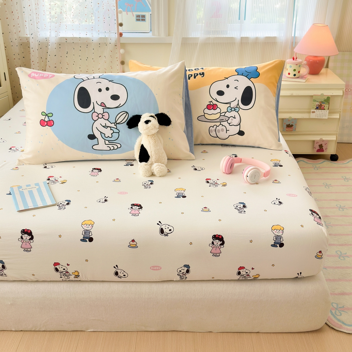 91家纺网 家纺一手货源 找家纺 一霖家纺 2025新款云朵棉小清新印花床笠系列 单床笠-小努比