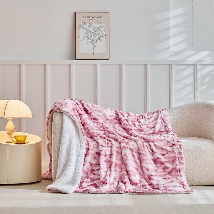 91家纺网 家纺一手货源 找家纺 缘生活 2025新款消光印花毛毯 四季通用盖毯多功能毛毯家居备用毯简单大气 消光印花毛毯-粉色