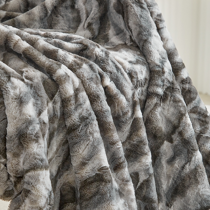 91家纺网 家纺一手货源 找家纺 缘生活 2025新款消光印花毛毯 四季通用盖毯多功能毛毯家居备用毯简单大气 消光印花毛毯-灰色