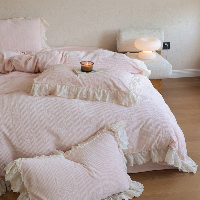 91家纺网 家纺一手货源 找家纺 （总）万盛家纺 2025新款韩版牛奶绒花边四件套-翩翩蝴蝶