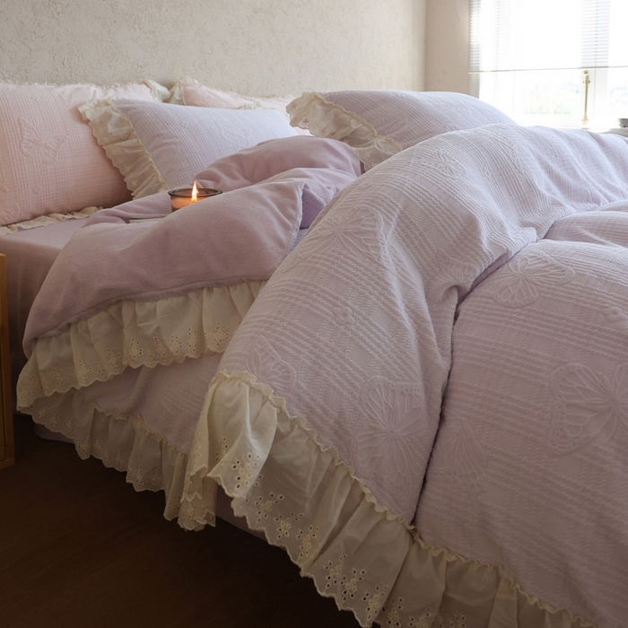 91家纺网 家纺一手货源 找家纺 （总）万盛家纺 2025新款韩版牛奶绒花边四件套-翩翩蝴蝶