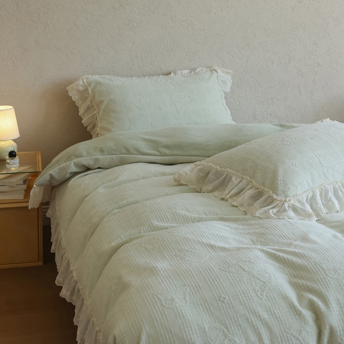 91家纺网 家纺一手货源 找家纺 万盛家纺 2025新款韩版牛奶绒花边四件套-翩翩蝴蝶 翩翩蝴蝶 绿色