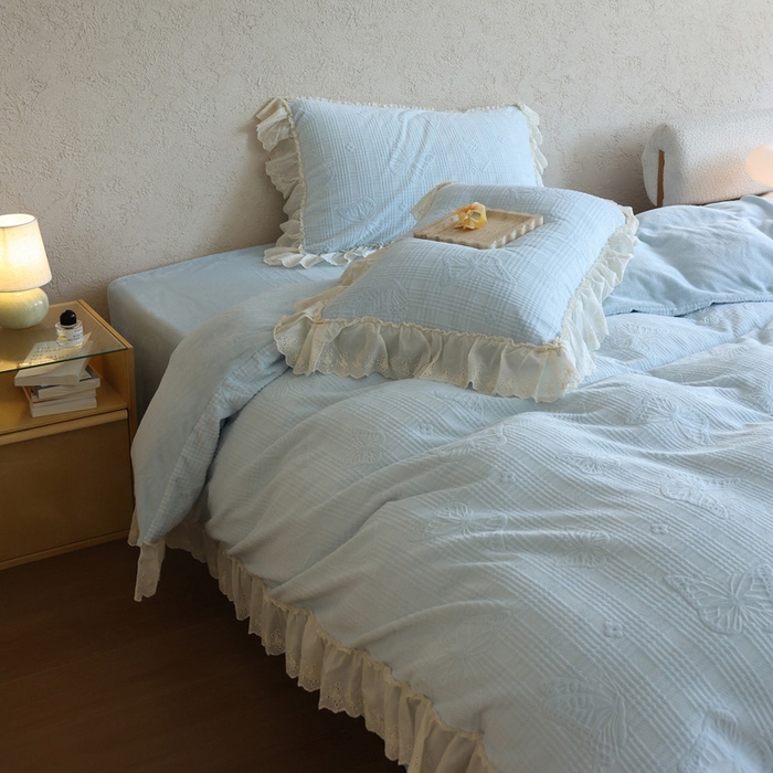 91家纺网 家纺一手货源 找家纺 万盛家纺 2025新款韩版牛奶绒花边四件套-翩翩蝴蝶 翩翩蝴蝶 蓝色