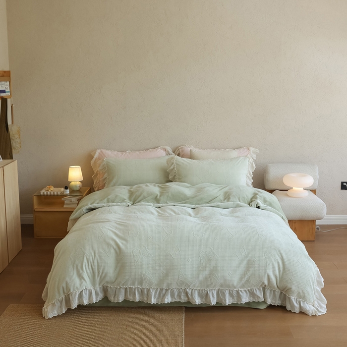 91家纺网 家纺一手货源 找家纺 万盛家纺 2025新款韩版牛奶绒花边四件套-翩翩蝴蝶 翩翩蝴蝶 绿色