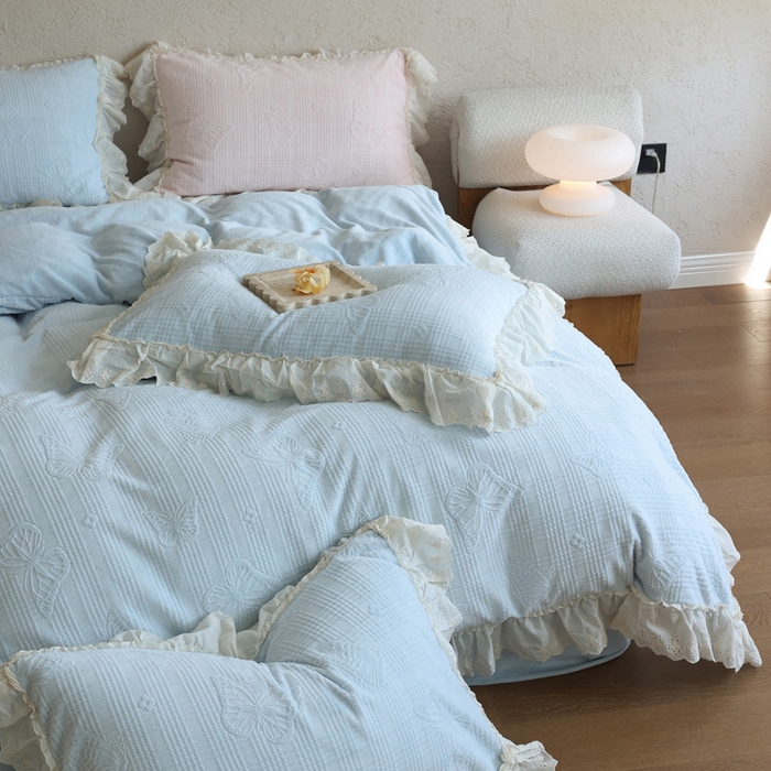 91家纺网 家纺一手货源 找家纺 万盛家纺 2025新款韩版牛奶绒花边四件套-翩翩蝴蝶 翩翩蝴蝶 蓝色