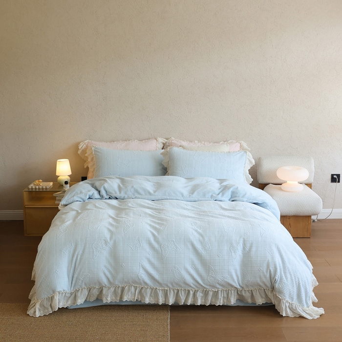 91家纺网 家纺一手货源 找家纺 万盛家纺 2025新款韩版牛奶绒花边四件套-翩翩蝴蝶 翩翩蝴蝶 蓝色