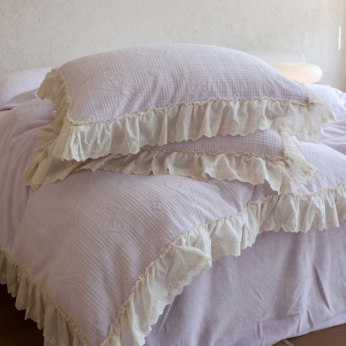 91家纺网 家纺一手货源 找家纺 万盛家纺 2025新款韩版牛奶绒花边四件套-翩翩蝴蝶 翩翩蝴蝶 紫色