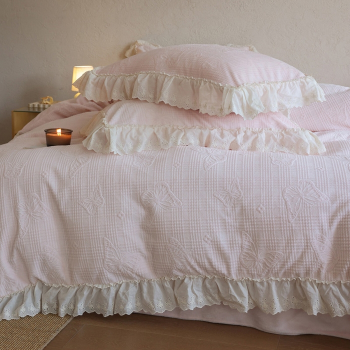 91家纺网 家纺一手货源 找家纺 万盛家纺 2025新款韩版牛奶绒花边四件套-翩翩蝴蝶 翩翩蝴蝶 粉色