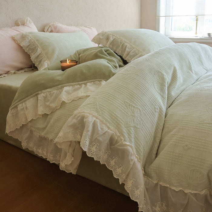 91家纺网 家纺一手货源 找家纺 （总）万盛家纺 2025新款韩版牛奶绒花边四件套-翩翩蝴蝶