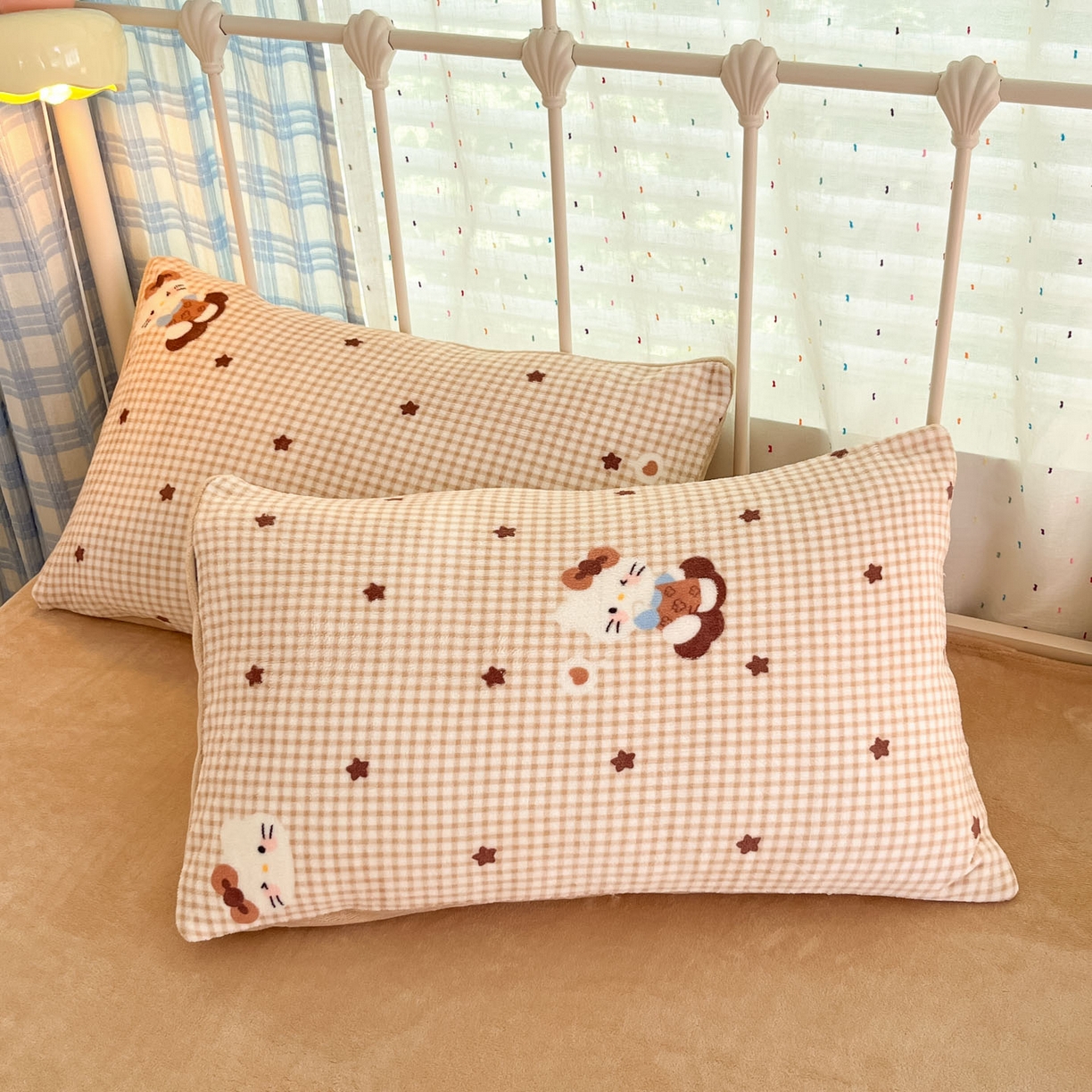 91家纺网 家纺一手货源 找家纺 贝扬思家纺 2025新款软fufu加厚保暖可爱系牛奶绒宿舍床套件系列（小红书推荐）（提供买家秀） 可可猫星