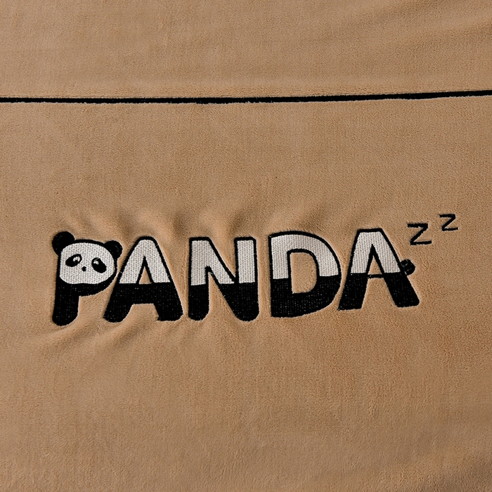 91家纺网 家纺一手货源 找家纺 炫拼家纺 2025新款小熊猫刺绣款高克重牛奶绒四件套 小熊猫-奶茶色