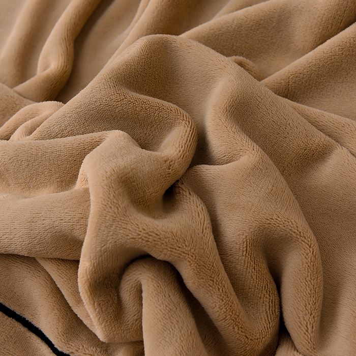 91家纺网 家纺一手货源 找家纺 炫拼家纺 2025新款小熊猫刺绣款高克重牛奶绒四件套 小熊猫-奶茶色