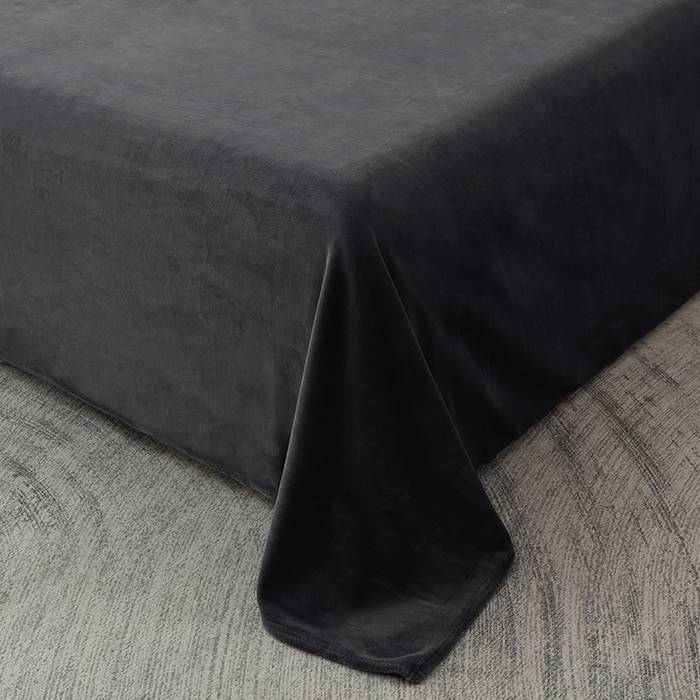 91家纺网 家纺一手货源 找家纺 炫拼家纺 2025新款小熊猫刺绣款高克重牛奶绒四件套 小熊猫-绅士灰