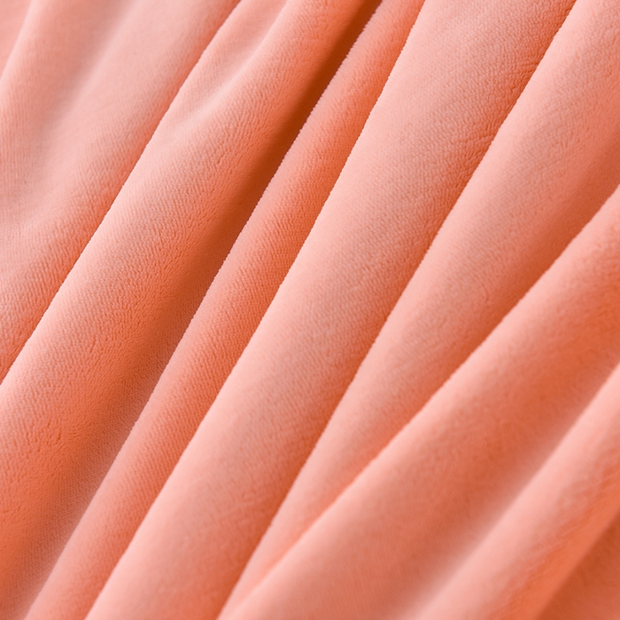 91家纺网 家纺一手货源 找家纺 炫拼家纺 2025新款小熊猫刺绣款高克重牛奶绒四件套 小熊猫-香妃粉