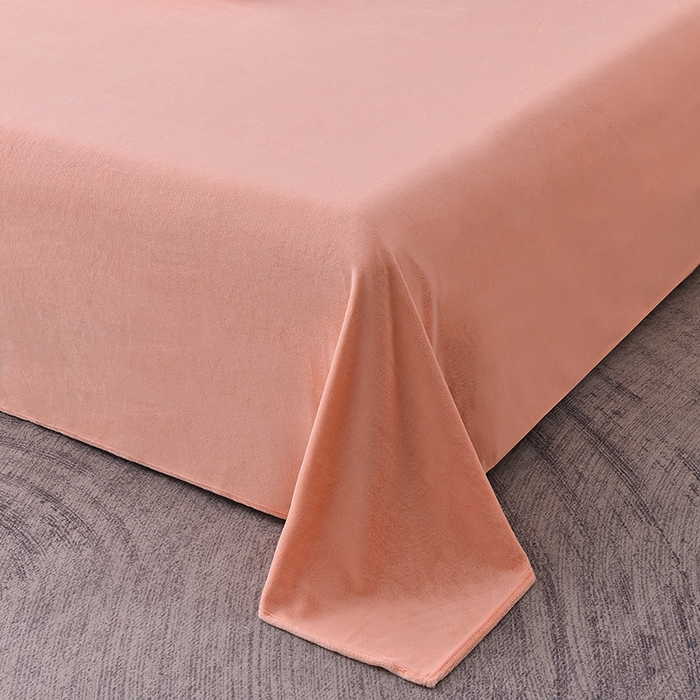 91家纺网 家纺一手货源 找家纺 炫拼家纺 2025新款小熊猫刺绣款高克重牛奶绒四件套 小熊猫-香妃粉