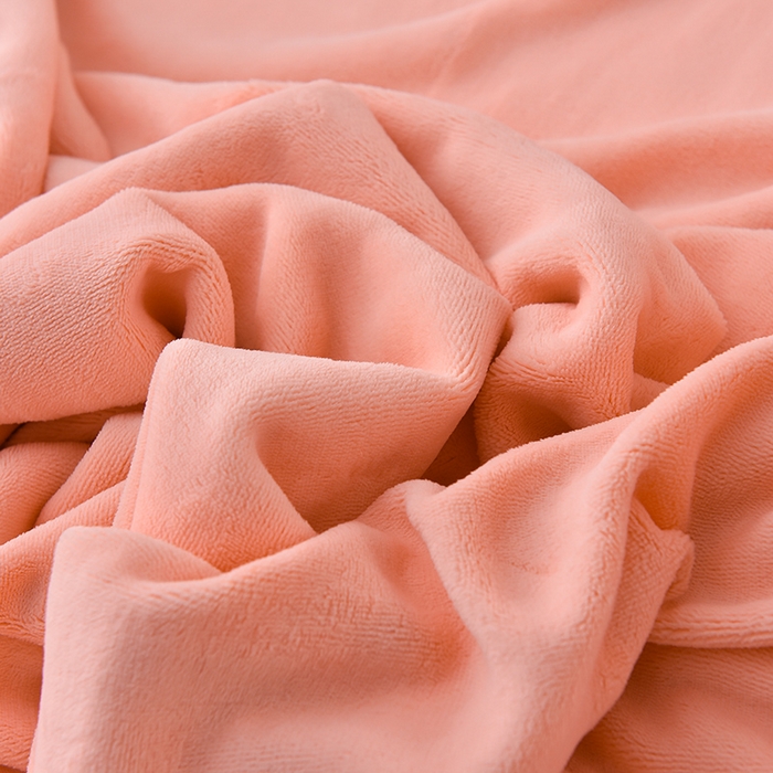 91家纺网 家纺一手货源 找家纺 炫拼家纺 2025新款小熊猫刺绣款高克重牛奶绒四件套 小熊猫-香妃粉