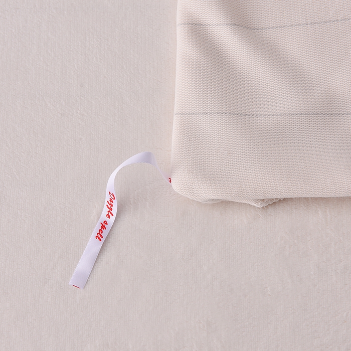 91家纺网 家纺一手货源 找家纺 炫拼家纺 2025新款小熊猫刺绣款高克重牛奶绒四件套 小熊猫-珍珠白