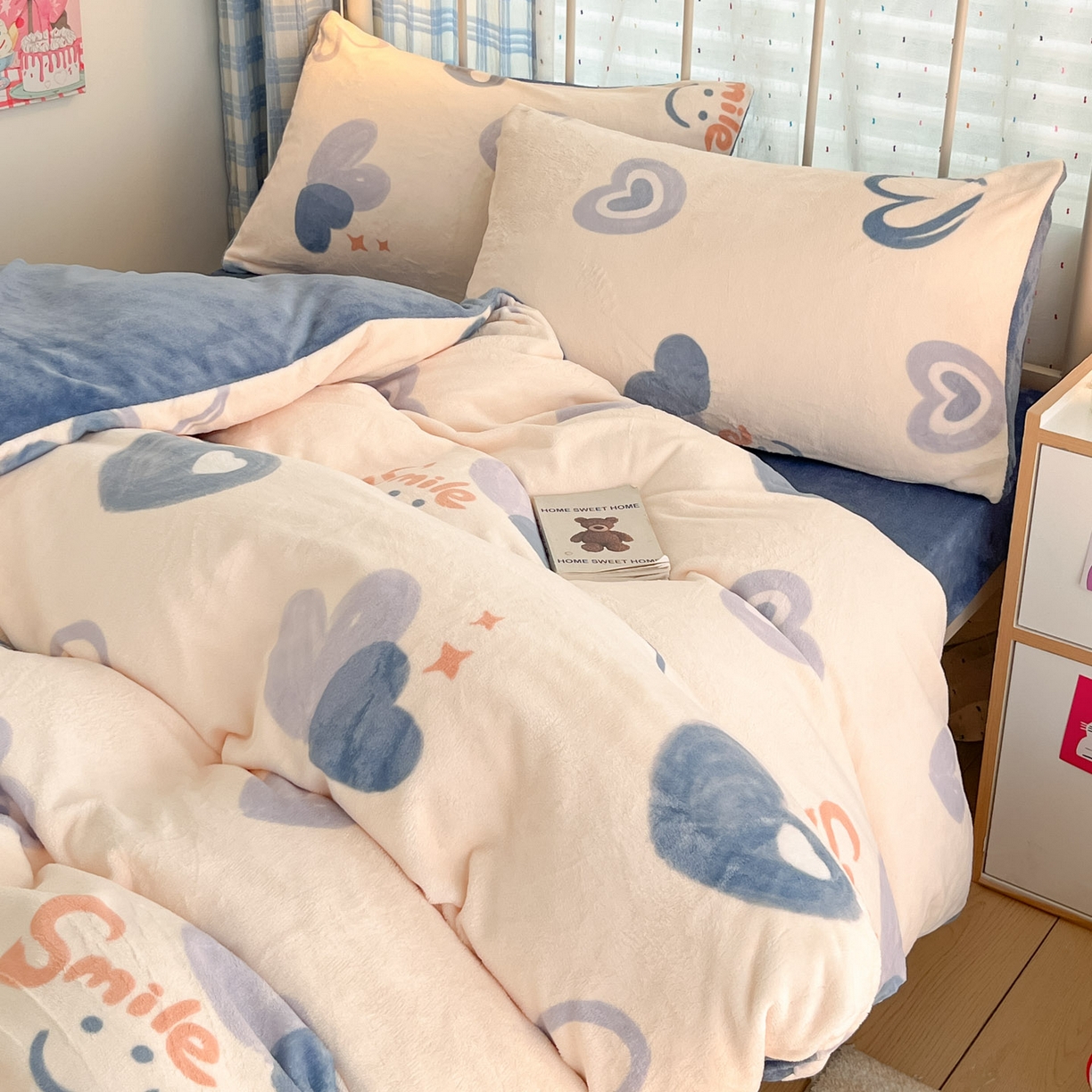 91家纺网 家纺一手货源 找家纺 贝扬思家纺 2025新款软fufu加厚保暖可爱系牛奶绒宿舍床套件系列（小红书推荐）（提供买家秀） 蜡笔心