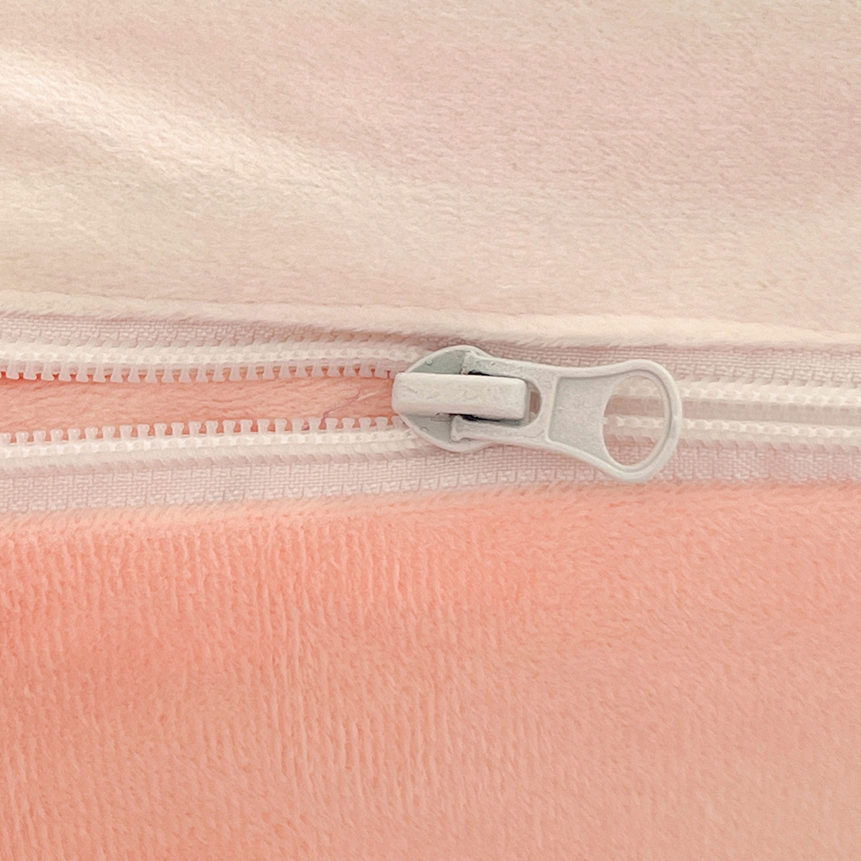 91家纺网 家纺一手货源 找家纺 （总）沁童儿童用品店 2025新款小环抱MAX防踢被儿童被被子被芯