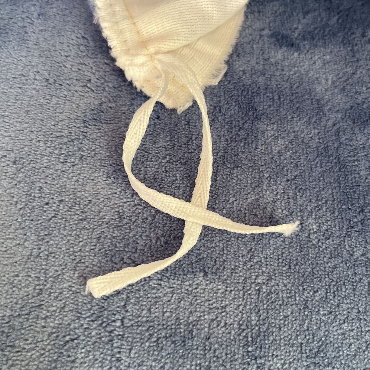 91家纺网 家纺一手货源 找家纺 贝扬思家纺 2025新款软fufu加厚保暖可爱系牛奶绒宿舍床套件系列（小红书推荐）（提供买家秀） 蓝格英伦熊