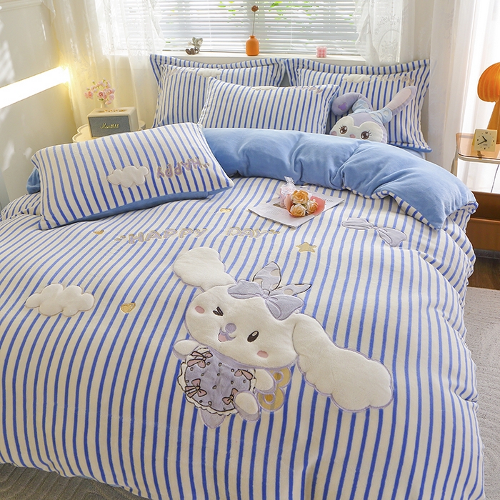 91家纺网 家纺一手货源 找家纺 美洲琳 2025新款卡通牛奶绒高克重四件套 戈薇狗-蓝