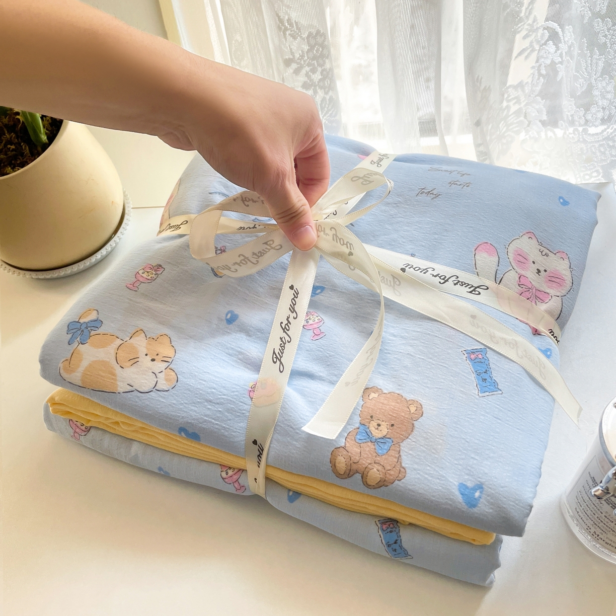 91家纺网 家纺一手货源 找家纺 铺尚美家纺 2025新款云感提花双层纱系列 小猫时光-蓝