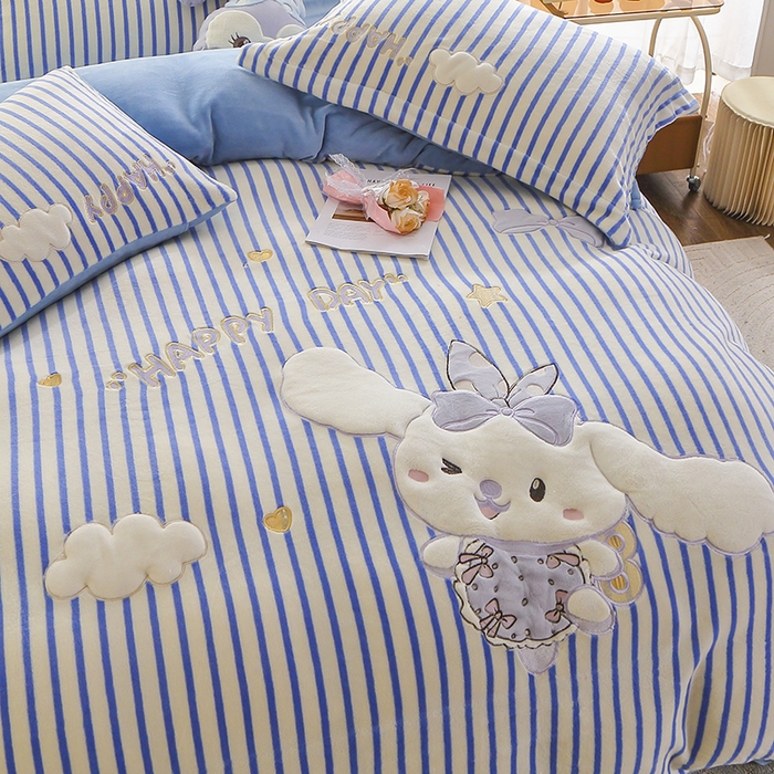 91家纺网 家纺一手货源 找家纺 美洲琳 2025新款卡通牛奶绒高克重四件套 戈薇狗-蓝