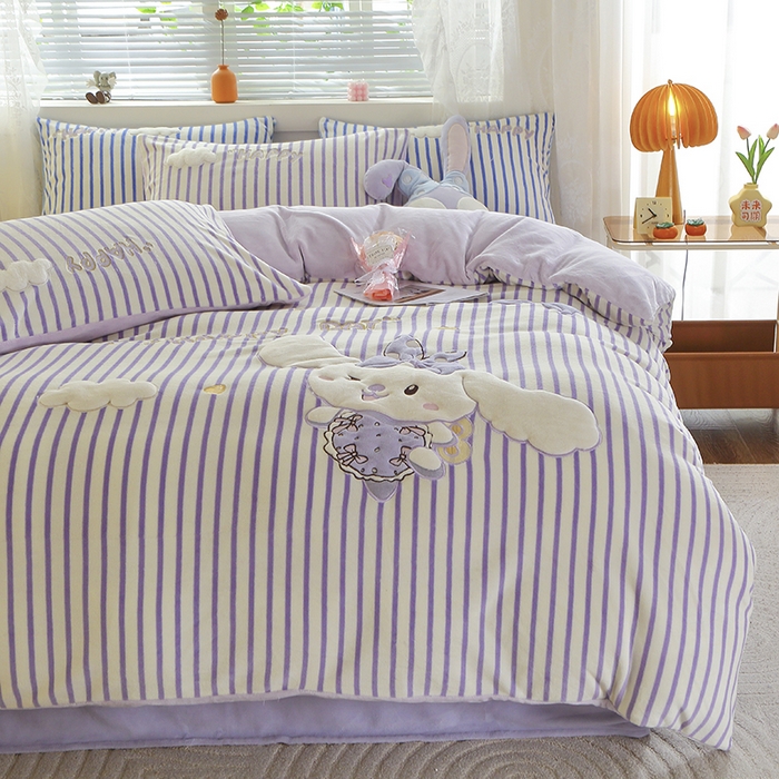 91家纺网 家纺一手货源 找家纺 美洲琳 2025新款卡通牛奶绒高克重四件套 戈薇狗-浅紫