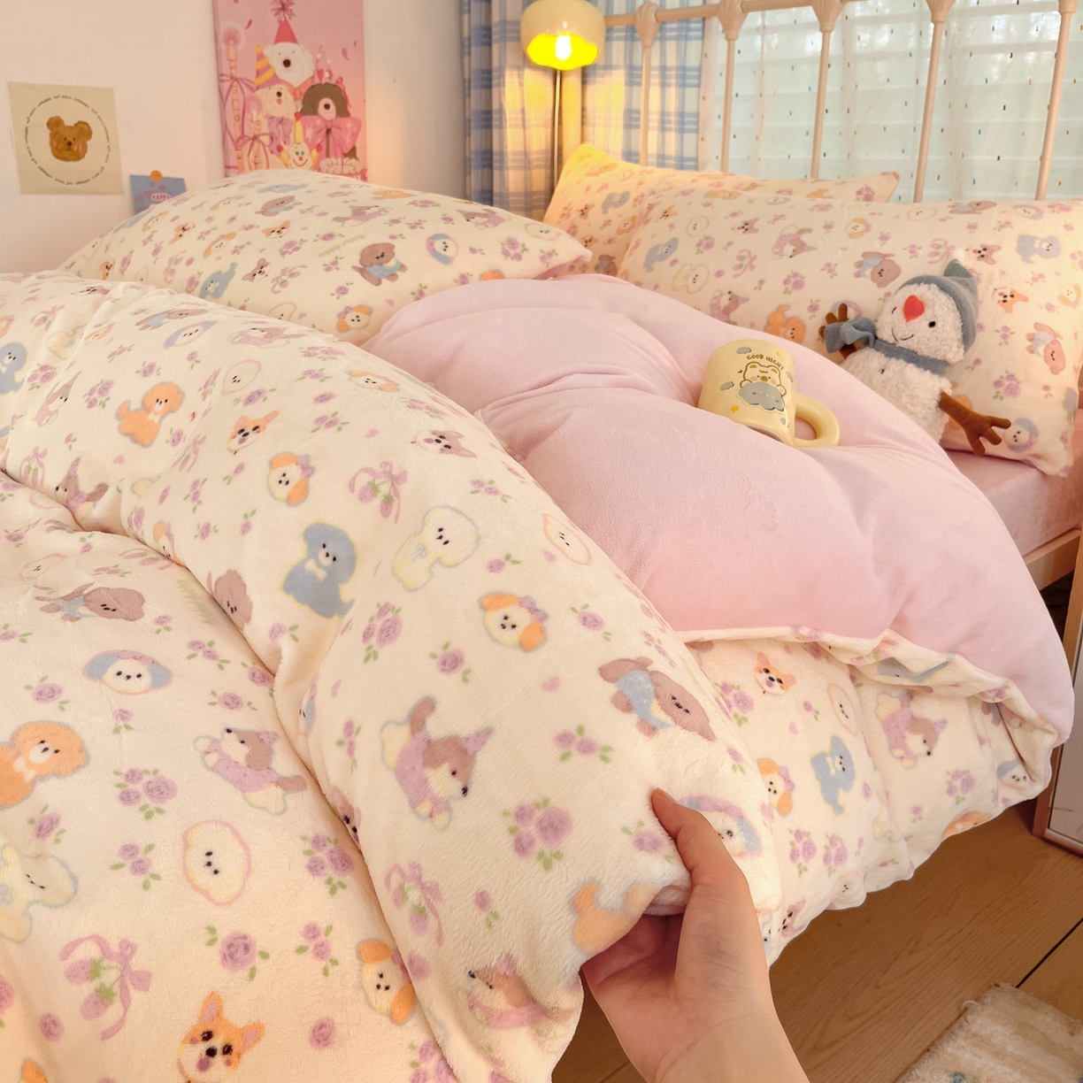 91家纺网 家纺一手货源 找家纺 贝扬思家纺 2025新款软fufu加厚保暖可爱系牛奶绒宿舍床套件系列（小红书推荐）（提供买家秀） 卖萌修狗