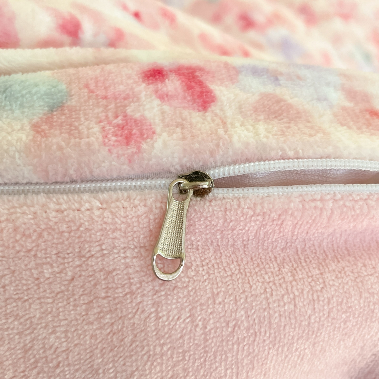 91家纺网 家纺一手货源 找家纺 贝扬思家纺 2025新款软fufu加厚保暖可爱系牛奶绒宿舍床套件系列（小红书推荐）（提供买家秀） 玫瑰粉黛