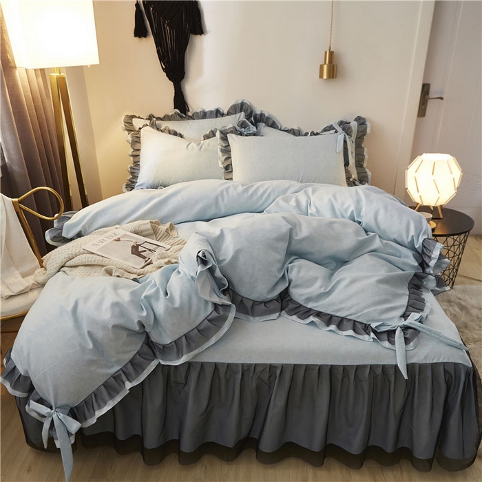 91家纺网 家纺一手货源 找家纺 后庭寝室 2025新款纯色磨毛黑蕾丝四件套-秘密花园 秘密花园-纳瓦拉蓝