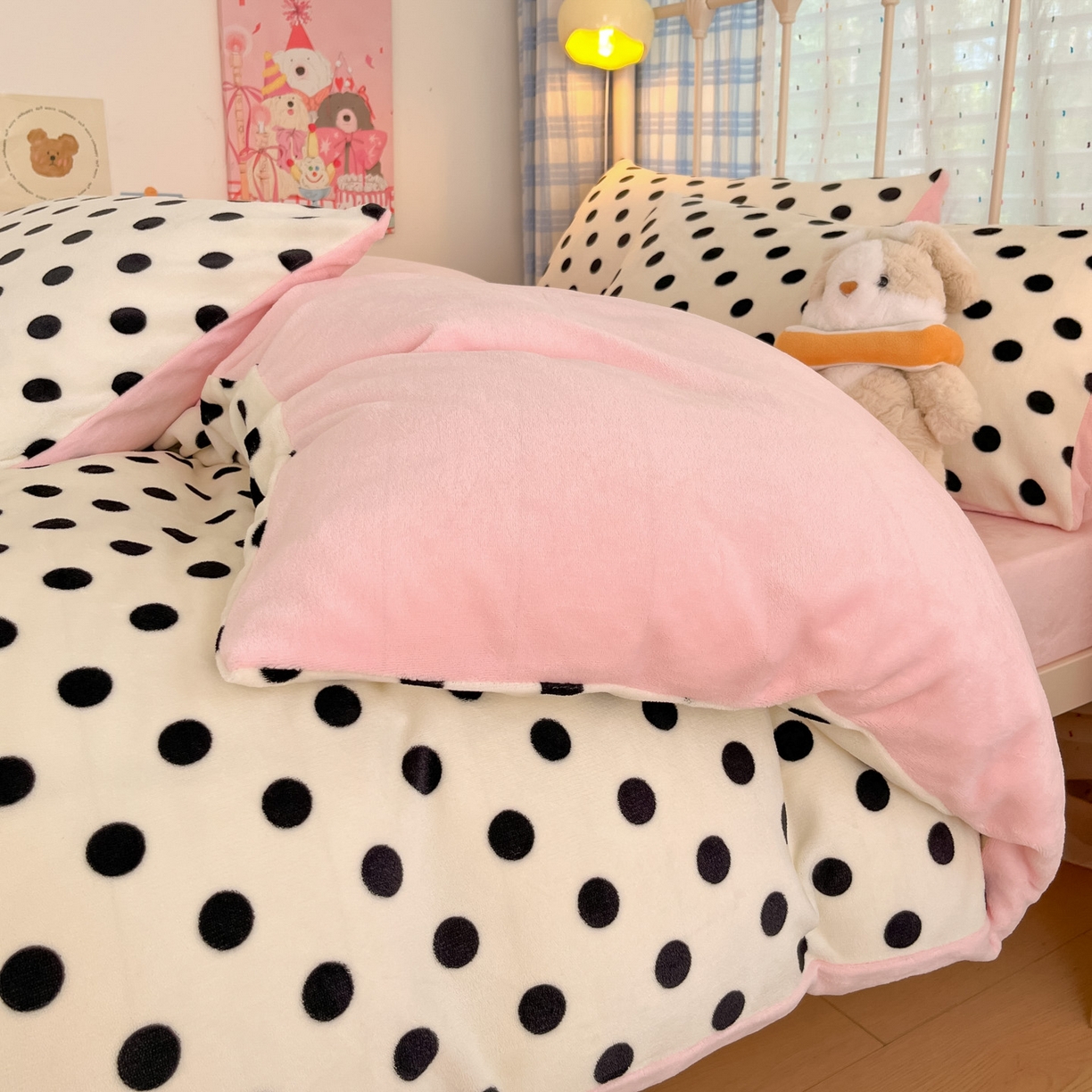 91家纺网 家纺一手货源 找家纺 贝扬思家纺 2025新款软fufu加厚保暖可爱系牛奶绒宿舍床套件系列（小红书推荐）（提供买家秀） 米珍珠