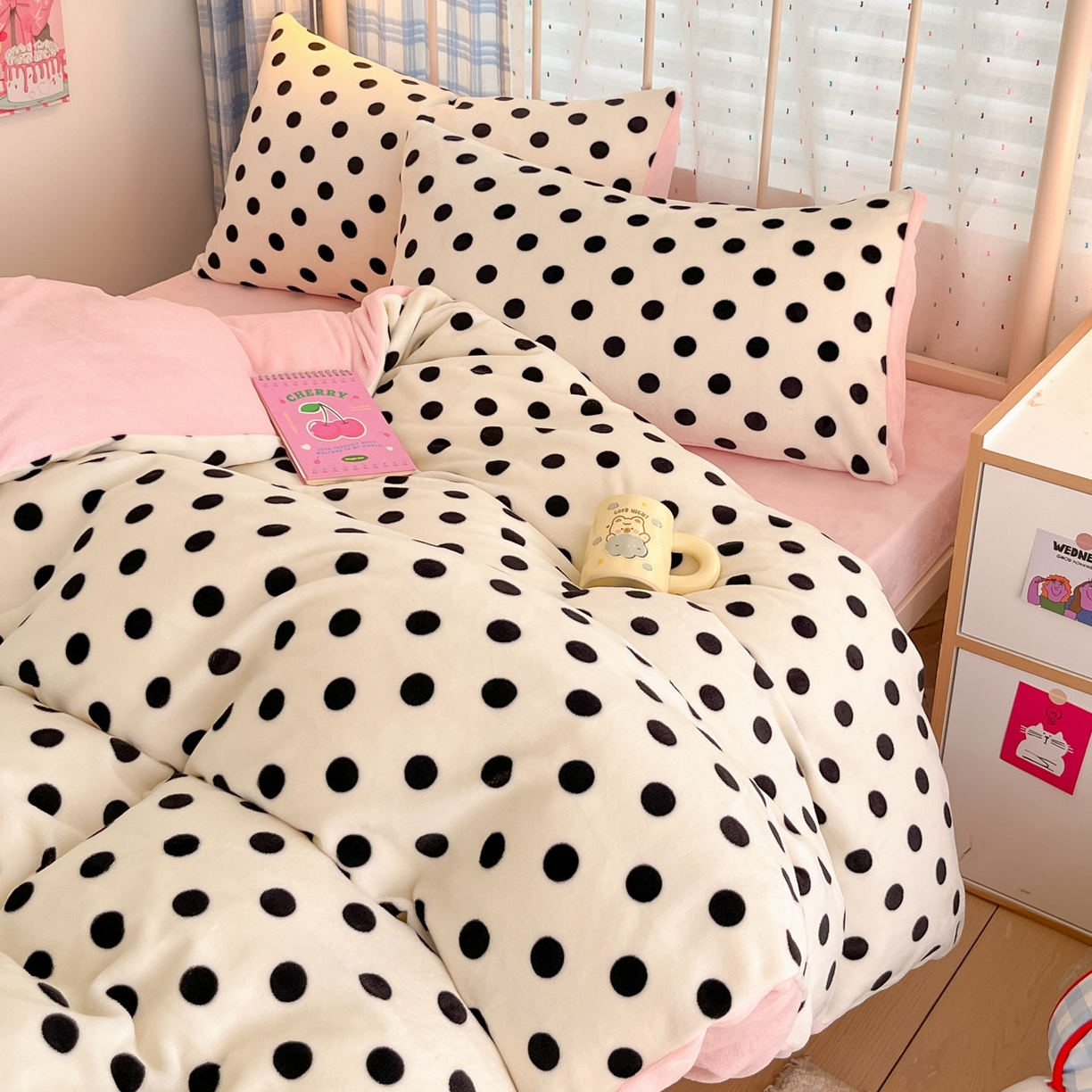 91家纺网 家纺一手货源 找家纺 贝扬思家纺 2025新款软fufu加厚保暖可爱系牛奶绒宿舍床套件系列（小红书推荐）（提供买家秀） 米珍珠