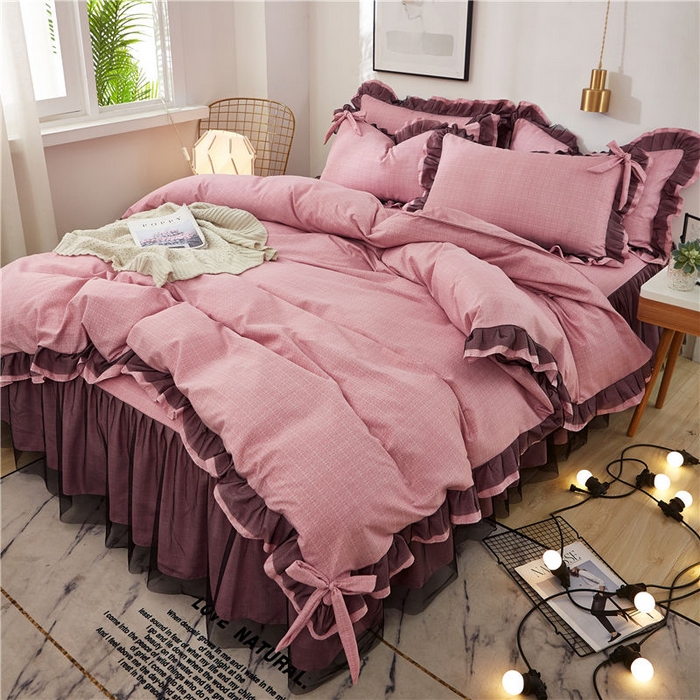 91家纺网 家纺一手货源 找家纺 后庭寝室 2025新款纯色磨毛黑蕾丝四件套-秘密花园 秘密花园-日珥红