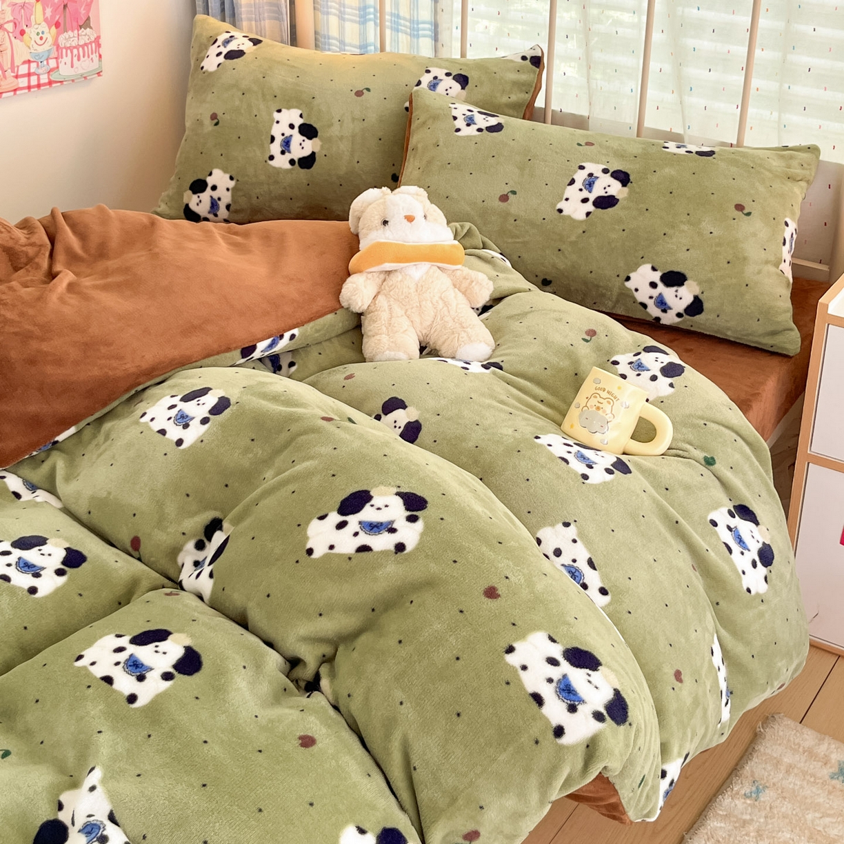 91家纺网 家纺一手货源 找家纺 贝扬思家纺 2025新款软fufu加厚保暖可爱系牛奶绒宿舍床套件系列（小红书推荐）（提供买家秀） 抹茶绿狗